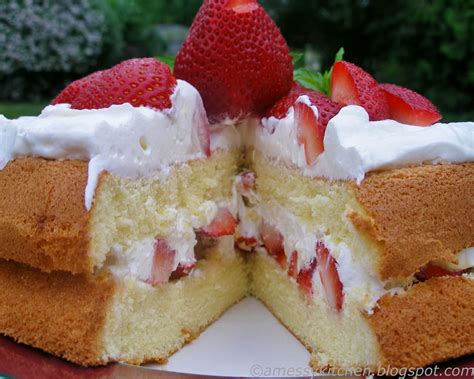 Strawberry Sponge Cake