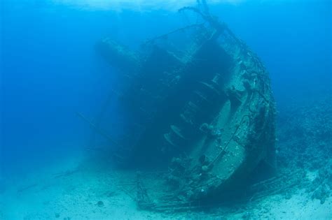 Learn about the largest shipwreck in Caribbean history - Global Medical Staffing Blog