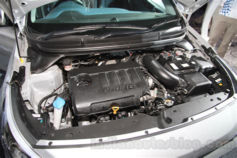 Hyundai i20 Active engine live images