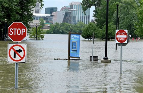 Boats, docks at Glastonbury marina drift away due to flooded river