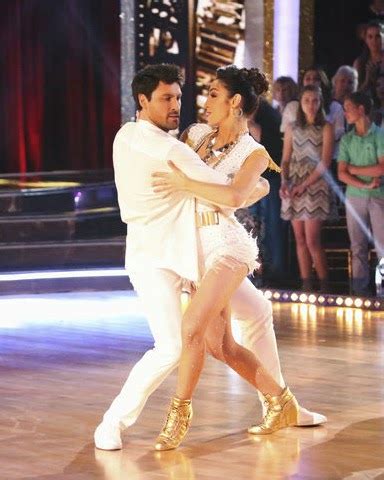 Glamorosi : Maks Chmerkovskiy and Meryl Davis Win 'Dancing with the Stars'