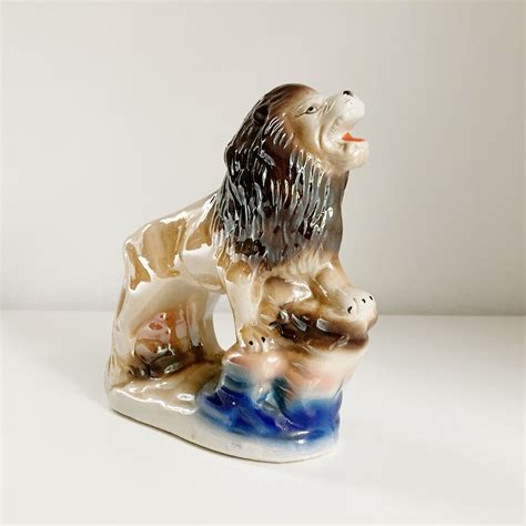 Lion Lusterware Figurine, Vintage Lion Figurine, Ceramic Brazilian Lion, 1960s Brazilian Pottery ...