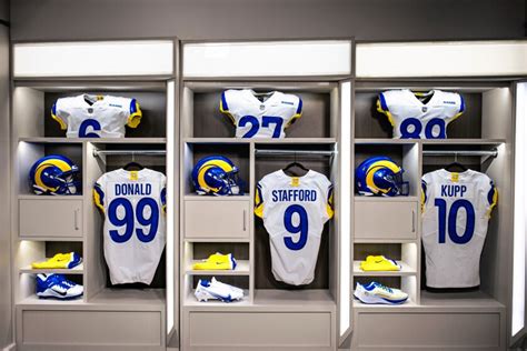 Rams release new uniforms, recalling their L.A. roots - Los Angeles Times