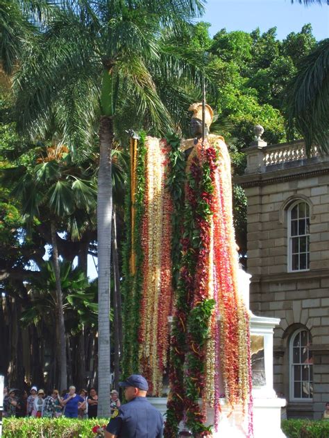 Celebrate King Kamehameha Day with a Stunning Floral Lei Draping Ceremony