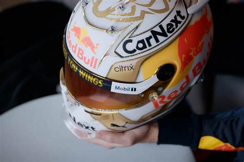 Verstappen adds F1 champion tweaks to helmet design - Motorsport Ace