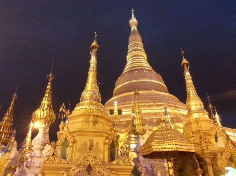 Shwedagon Pagoda at sunset. | Shwedagon pagoda, River cruises, British ...