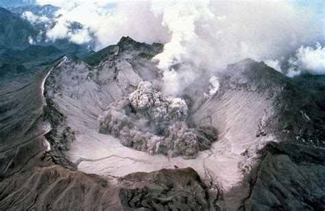 Mount Pinatubo Formation