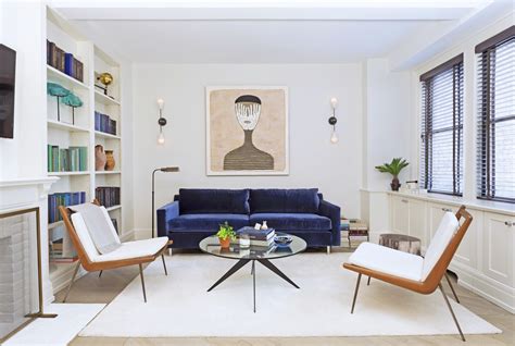 A Small Space in New York Gets a Major Makeover | Small apartment design, Apartment living room ...