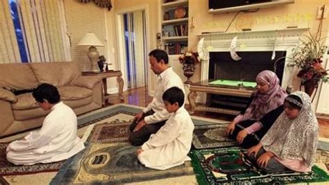 SHALAT BERJAMAAH DI RUMAH APAKAH MENDAPATKAN KEUTAMAAN? - Jakarta ...