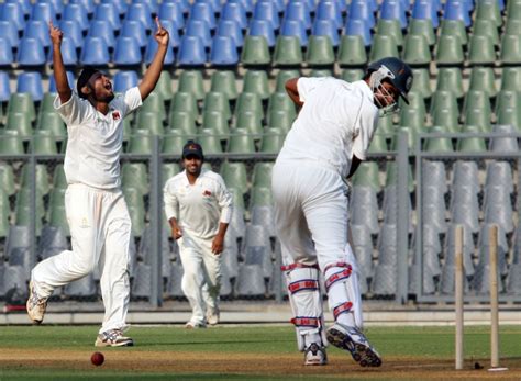 Balwinder Sandhu bowls on debut | ESPNcricinfo.com