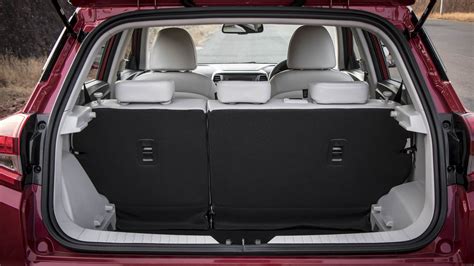 XUV300 Interior Image, XUV300 Photos in India - CarWale