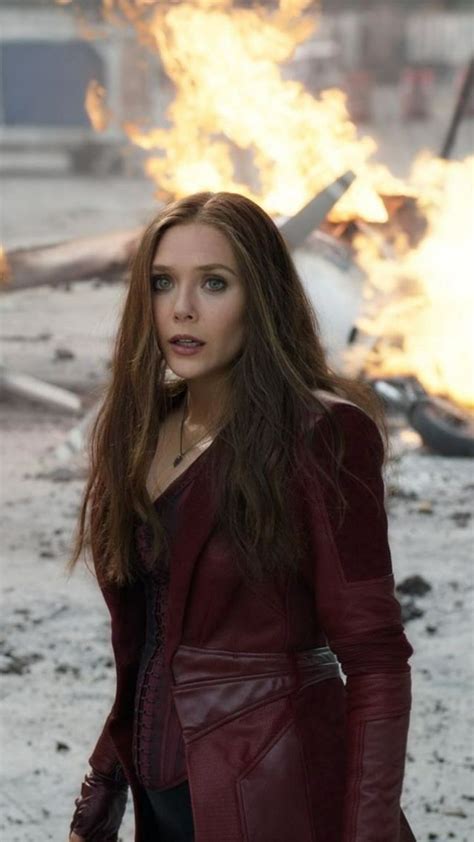 Film Review: Avengers: Endgame in 2020 | Elizabeth olsen scarlet witch ...