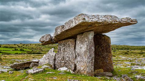 Poulnabrone Dolmen, Ireland