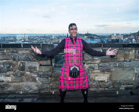 Sanjeev kohli still game hi-res stock photography and images - Alamy