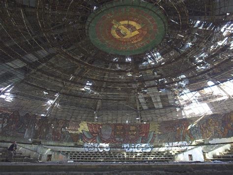 The 13 most bizarre Soviet-era buildings that are still standing today ...