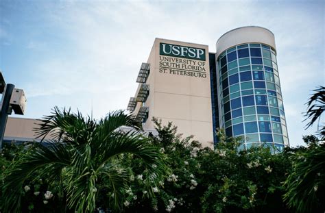 Signage at USF St. Petersburg's campus will stay the same 'indefinitely ...