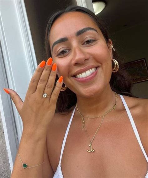 ITV Benidorm stars announce engagement with stunning ring after falling in love on show ...