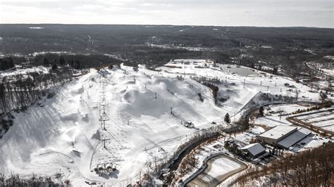 Ohio ski resorts focus on health and safety as winter approaches