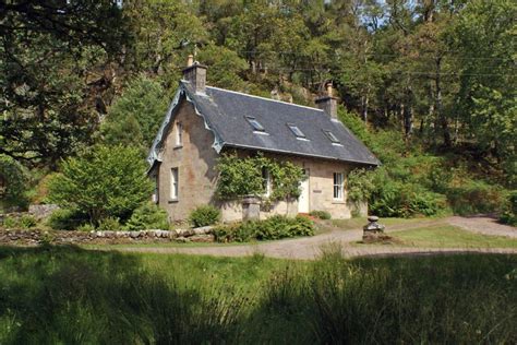 Rose Cottage: Lochside Holiday Cottage on West Coast of Scotland - Further Afield