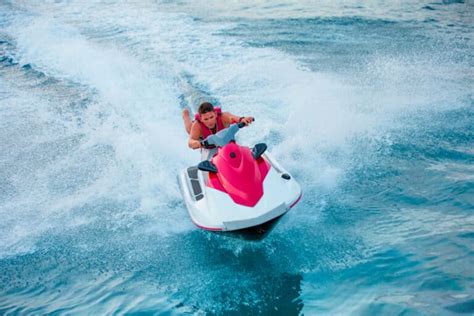 10 Fun Jet Skiing Tricks To Try (Some Are Amazing)