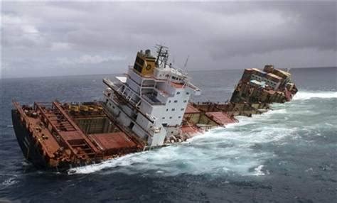 Crew missing as cargo ship sinks - My Logistics Magazine