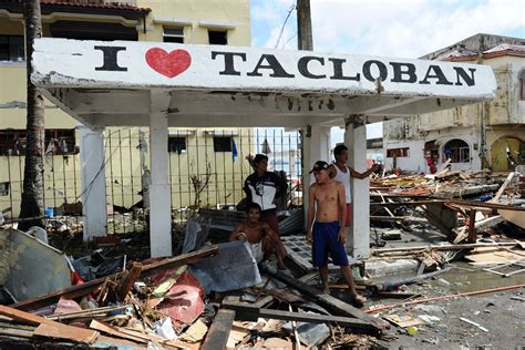 As many as 10,000 feared dead in Typhoon Haiyan - CityNews