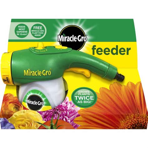 Miracle-Gro Feeder | Wilko