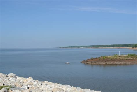 Fishing Sardis Lake, Mississippi Fishing