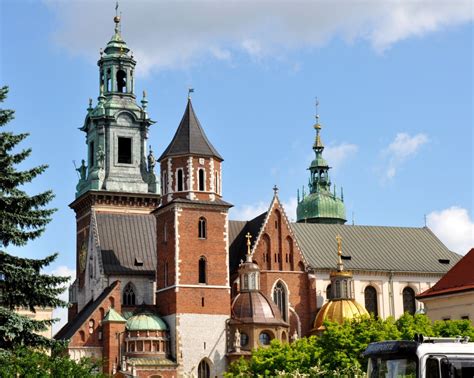 Krakow Old Town, Poland jigsaw puzzle in Castles puzzles on TheJigsawPuzzles.com