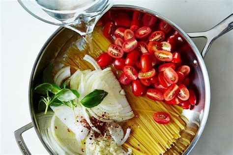 Martha Stewart's One-Pan Pasta | Recipe | One pan pasta, Pasta recipes, Pasta