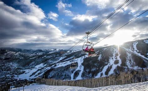 beaver-creek-resort-colorado-ski-lift-2.jpg