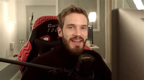 What Gaming Chair Does PewDiePie Use? (2020) | Chair Insights