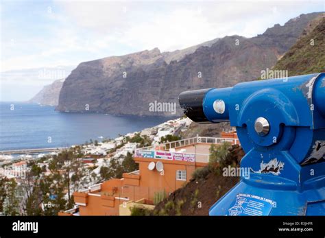 cliff of los gigantes Stock Photo - Alamy