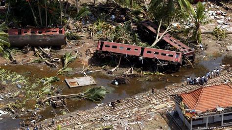 Thousands in Asia remember victims of 2004 tsunami | News | DW | 26.12.2014