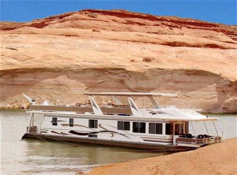 Lake Powell Houseboat Vacations | Quality Trips