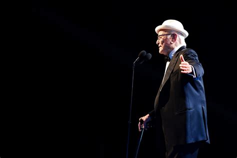 TV Producer of 'The Jeffersons' Norman Lear Has Died At 101 Trending News - 22 Words