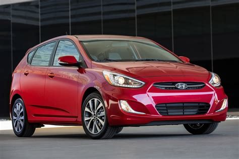 2016 Hyundai Accent Hatchback Pricing & Features | Edmunds