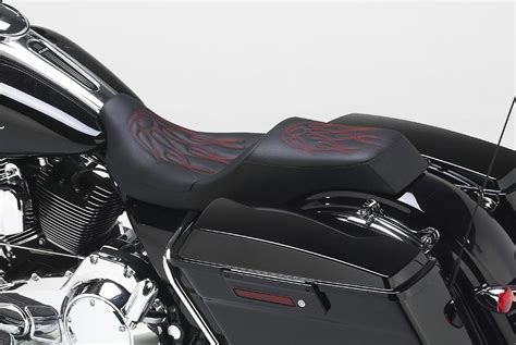 Corbin Surfaces Massive Line-Up of Harley-Davidson FLH Custom Seats ...