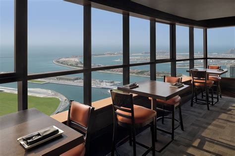 Restaurants in Dubai Marina | Dubai Marriott Harbour Hotel & Suites