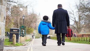 Walking and Biking to School - HealthyChildren.org