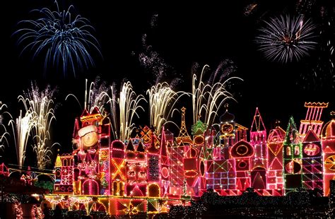 Happy New Year from the Disneyland Resort « Disney Parks Blog