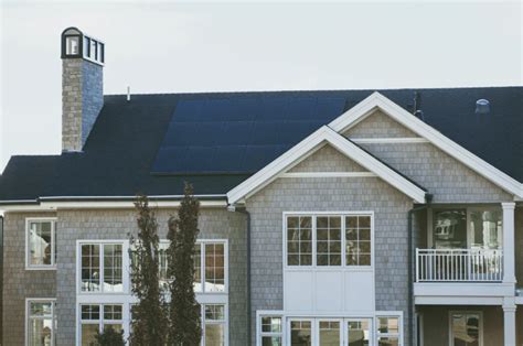 Guide To Having Solar-Powered Homes | Brittany Luxury Homes