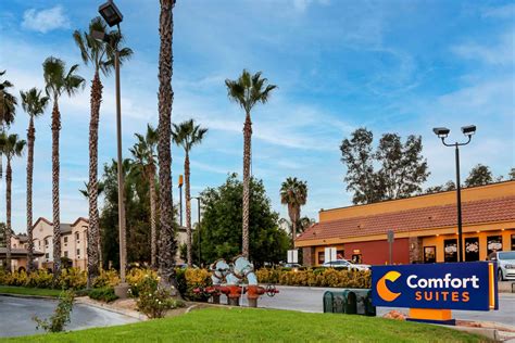 Comfort Suites Redlands, CA - See Discounts