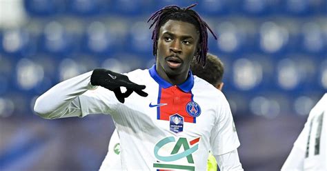 PSG sporting director casts doubt on future of Everton loanee Moise Kean