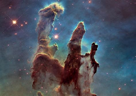 Top 5 discoveries from the Hubble Space Telescope