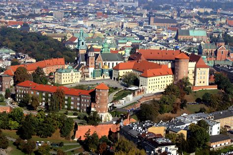 Old Town Cracow Restaurants | Dining out in Krakow