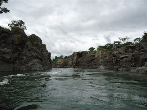 River Kaveri. | Indian river, Narmada river, Godavari river