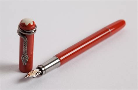 Pen Review: Montblanc Rouge Et Noir Special Edition Coral (Heritage Collection) - Fountain Pen ...