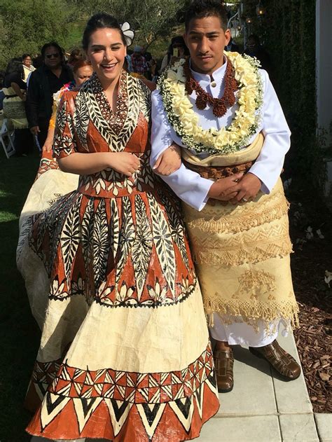 polynesian wedding | Polynesian wedding, Polynesian dress, Island fashion