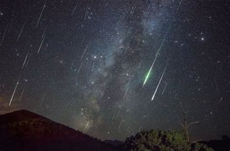 Harus Nonton, Hujan Meteor Perseid Akan Menghiasi Langit Bumi - HiTekno.com